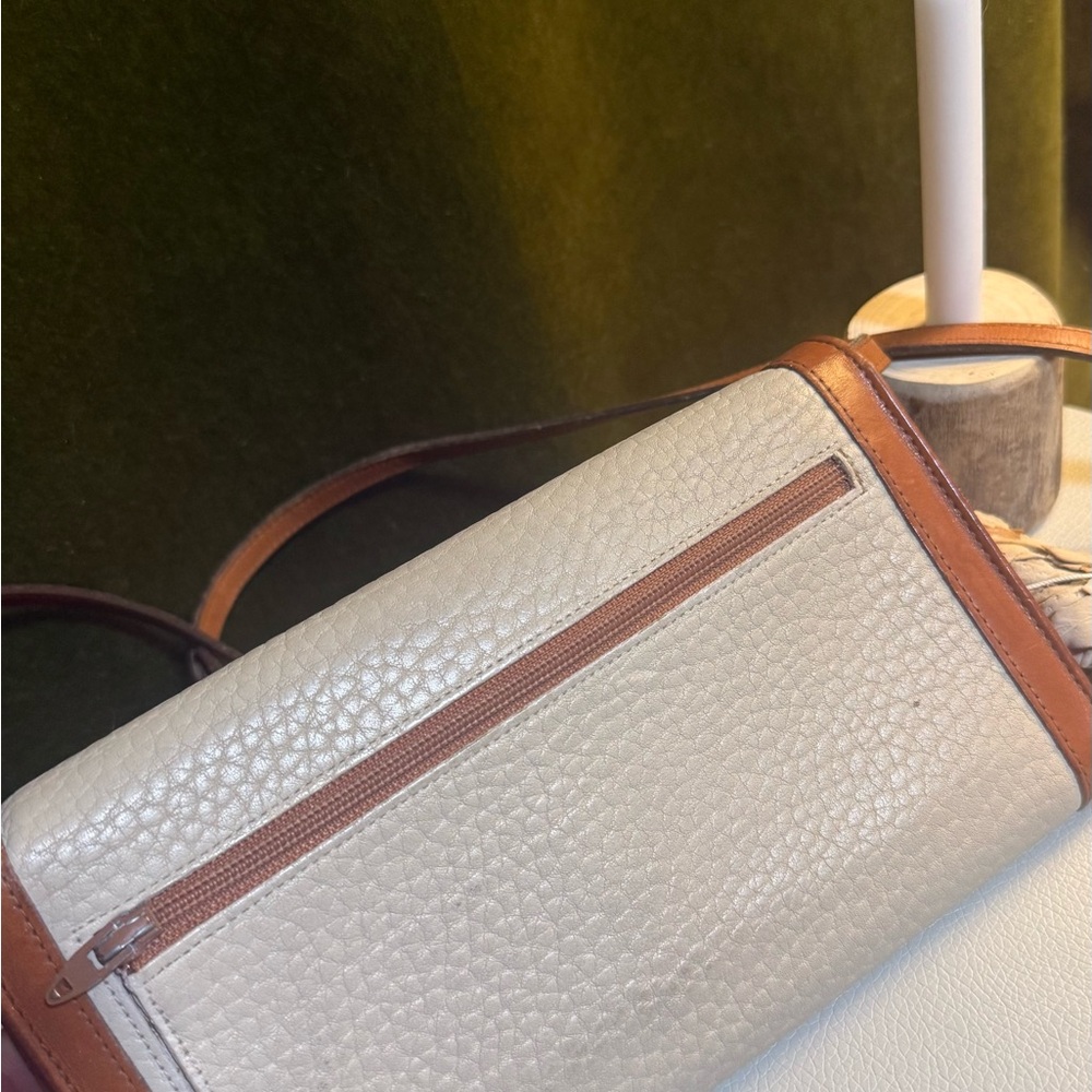 Dooney & Bourke Vintage Cross-body Wallet Genuine Leather Small Purse - Picture 6 of 8